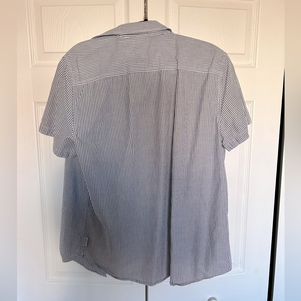 Men’s Button Down - EUC, L, Slim Fit - Picture 2 of 3